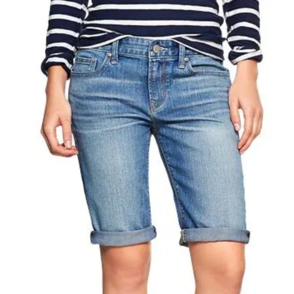 *SOLD* GAP 1969 SKINNY BERMUDA Crop & Roll Denim Shorts - Picture 1 of 13